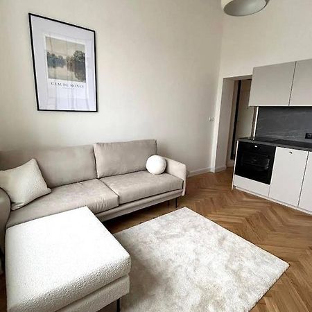 Old Town Residence , Wi-Fi , 2-Beds , Aesthetics - By Hik Apartments Varsovia Exterior foto
