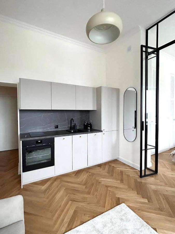 Old Town Residence , Wi-Fi , 2-Beds , Aesthetics - By Hik Apartments Varsovia Exterior foto
