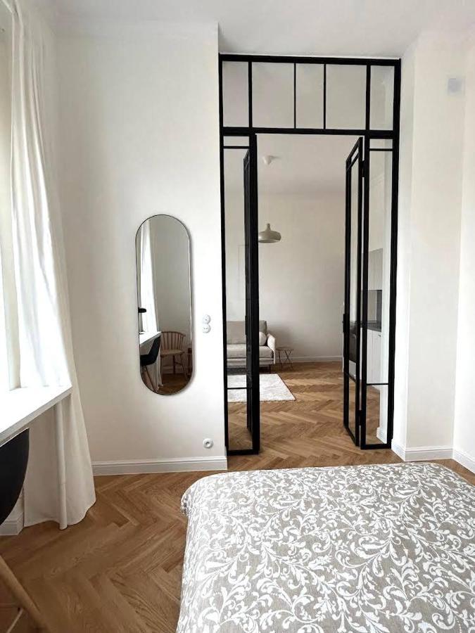 Old Town Residence , Wi-Fi , 2-Beds , Aesthetics - By Hik Apartments Varsovia Exterior foto